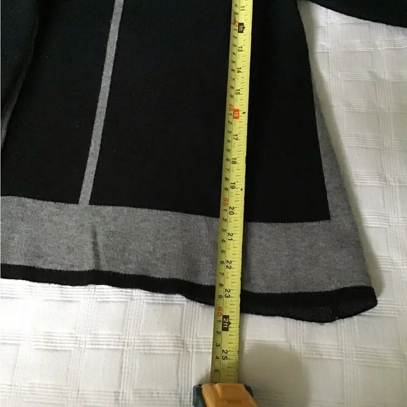 CYNTHIA ROWLEY sweater - Picture 7 of 9